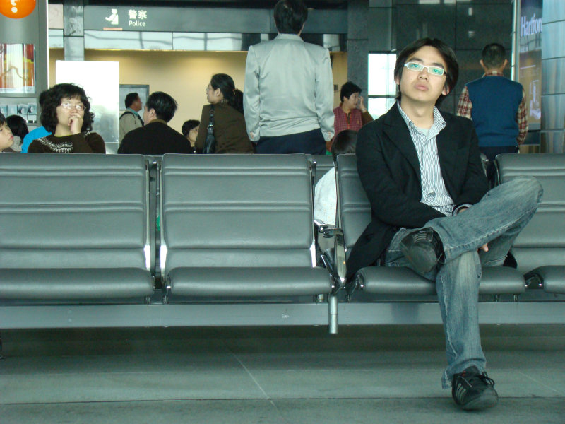 台灣鐵路旅遊攝影高鐵台灣高鐵台中烏日站旅客特寫篇攝影照片179