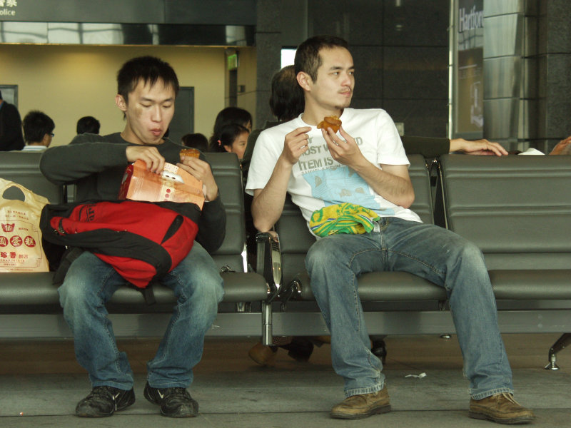 台灣鐵路旅遊攝影高鐵台灣高鐵台中烏日站旅客特寫篇攝影照片317
