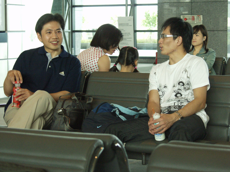 台灣鐵路旅遊攝影高鐵台灣高鐵台中烏日站旅客特寫篇攝影照片386