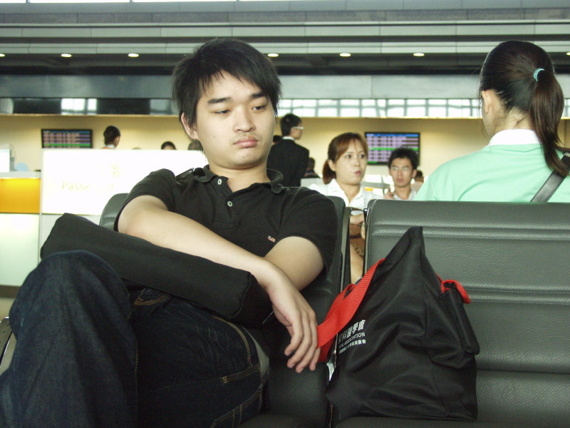 台灣鐵路旅遊攝影高鐵台灣高鐵台中烏日站旅客特寫篇攝影照片393