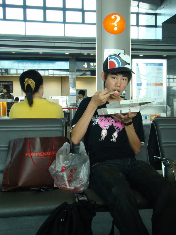 台灣鐵路旅遊攝影高鐵問號標誌20080406攝影照片1