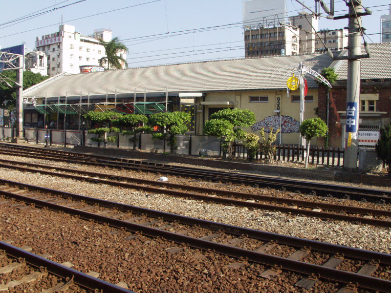 倉庫建築外觀2000年至2003年橘園經營時期台中20號倉庫藝術特區藝術村
