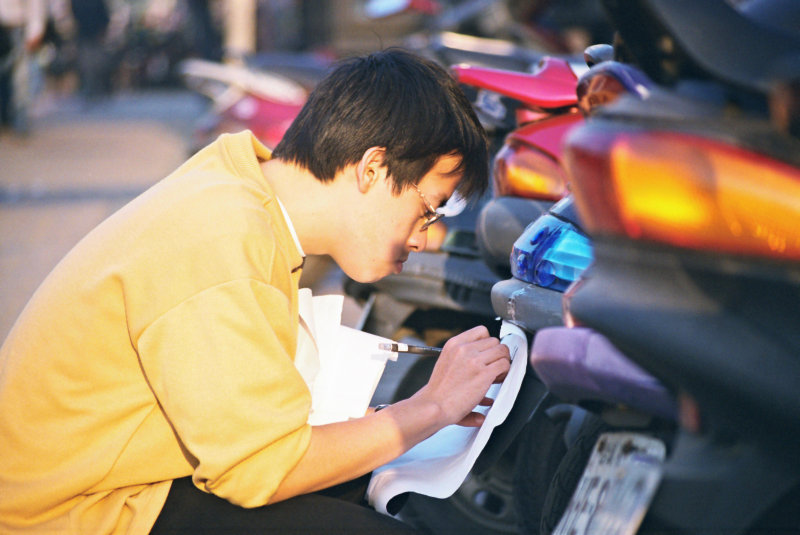 藝術走廊(藝術家工作室前)2000年至2003年橘園經營時期台中20號倉庫藝術特區藝術村