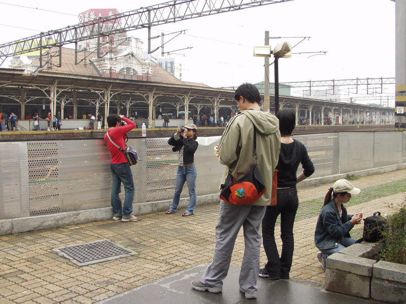 藝術走廊(藝術家工作室前)2000年至2003年橘園經營時期台中20號倉庫藝術特區藝術村