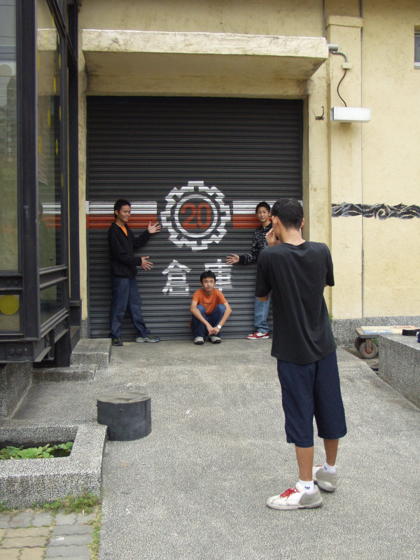 藝術走廊(藝術家工作室前)2000年至2003年橘園經營時期台中20號倉庫藝術特區藝術村