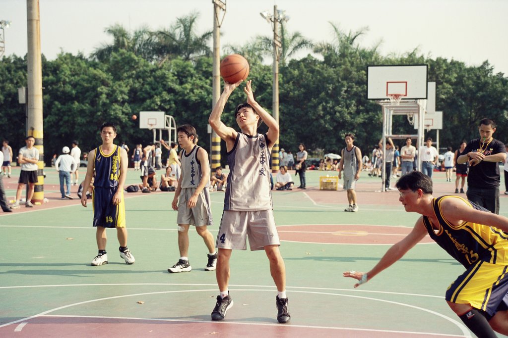 中興大學籃球比賽底片影像