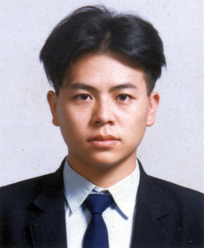 大頭照帥哥同學會老照片時光機