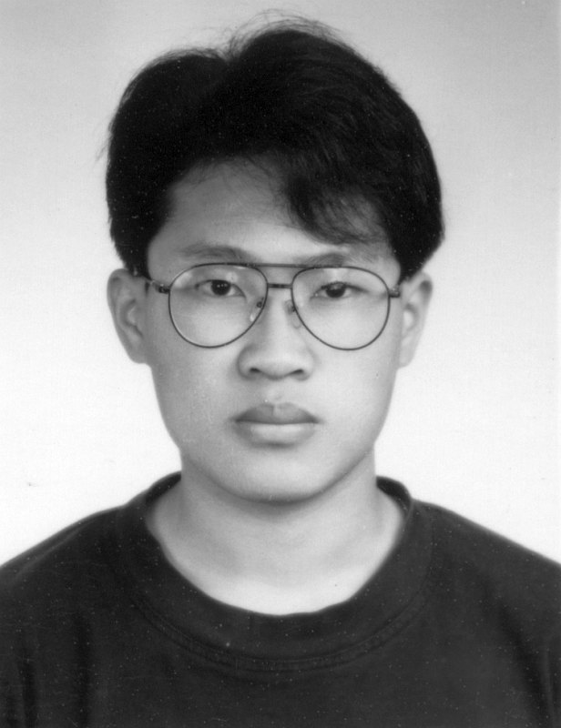 大頭照帥哥同學會老照片時光機