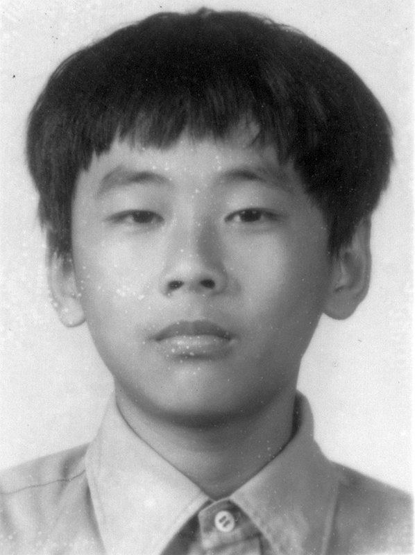 大頭照帥哥同學會老照片時光機