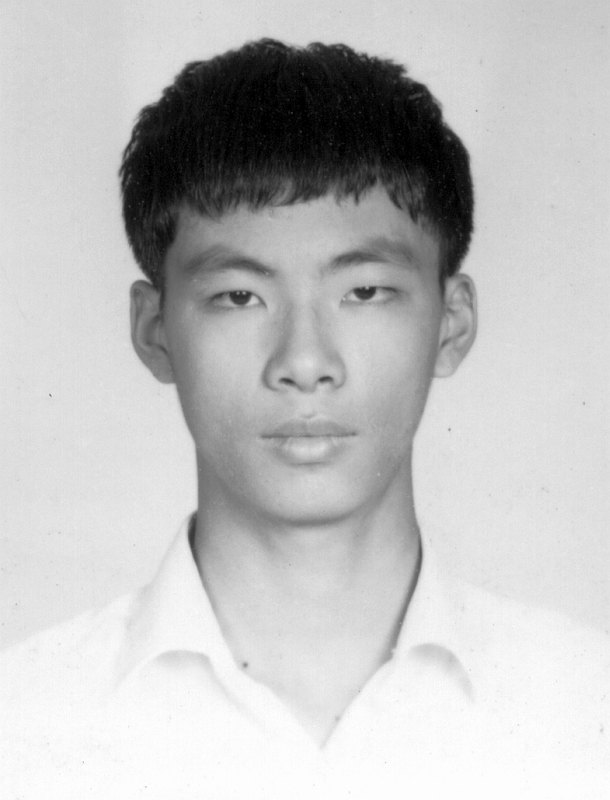 大頭照帥哥同學會老照片時光機