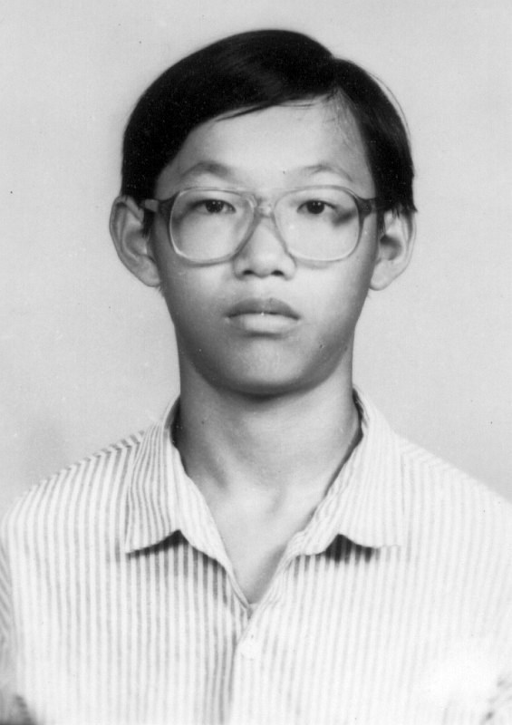 大頭照帥哥同學會老照片時光機