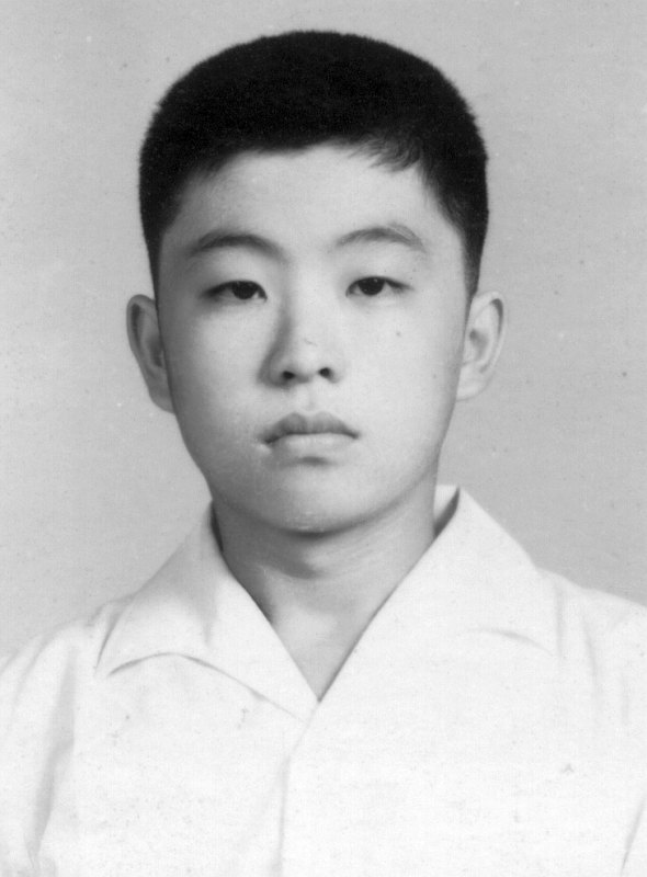 大頭照帥哥同學會老照片時光機