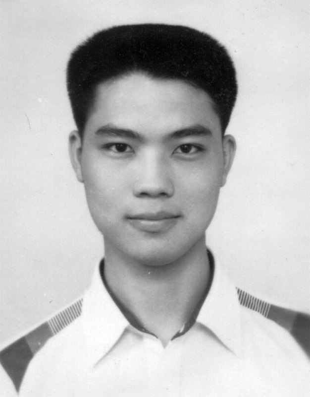 大頭照帥哥同學會老照片時光機