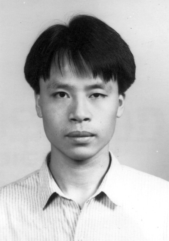 大頭照帥哥同學會老照片時光機