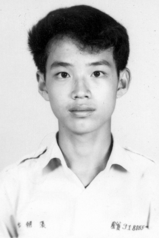 大頭照帥哥同學會老照片時光機