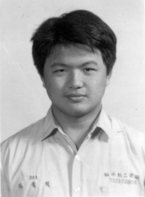 大頭照帥哥同學會老照片時光機