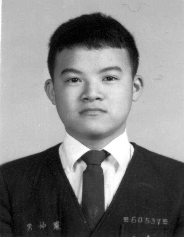 大頭照帥哥同學會老照片時光機