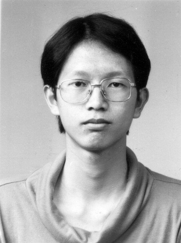 大頭照帥哥同學會老照片時光機