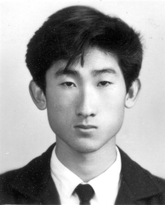 大頭照帥哥同學會老照片時光機