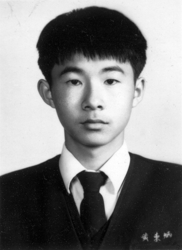 大頭照帥哥同學會老照片時光機