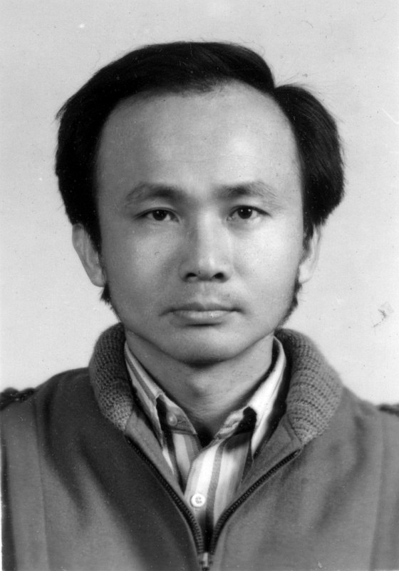 大頭照帥哥同學會老照片時光機