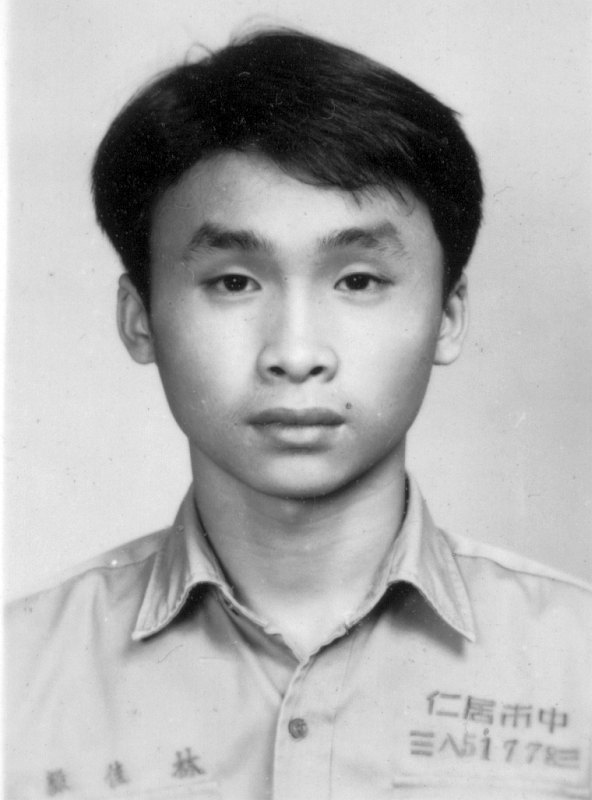 大頭照帥哥同學會老照片時光機