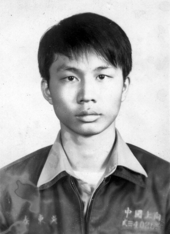 大頭照帥哥同學會老照片時光機