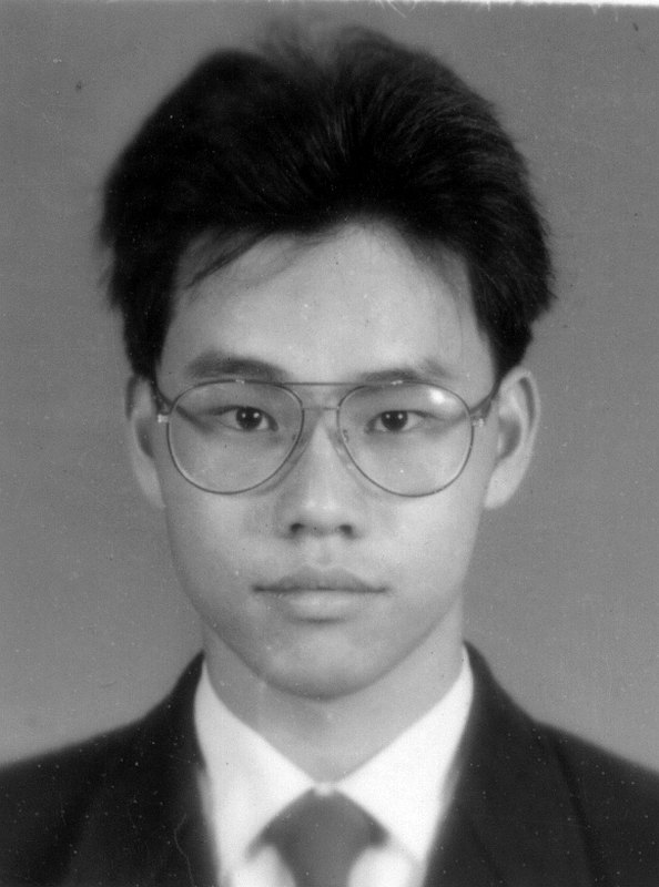 大頭照帥哥同學會老照片時光機