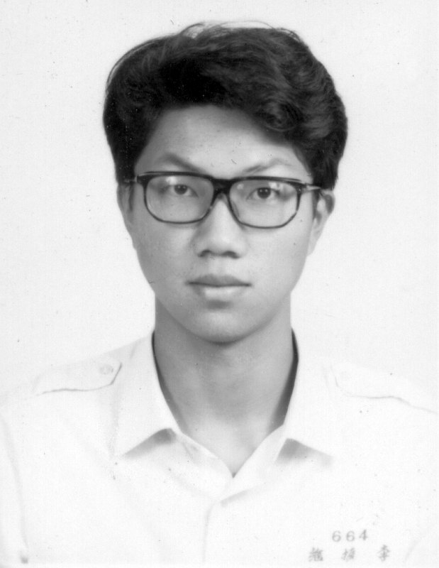 大頭照帥哥同學會老照片時光機