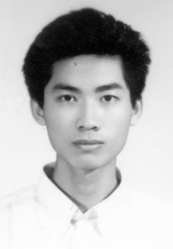 大頭照帥哥同學會老照片時光機