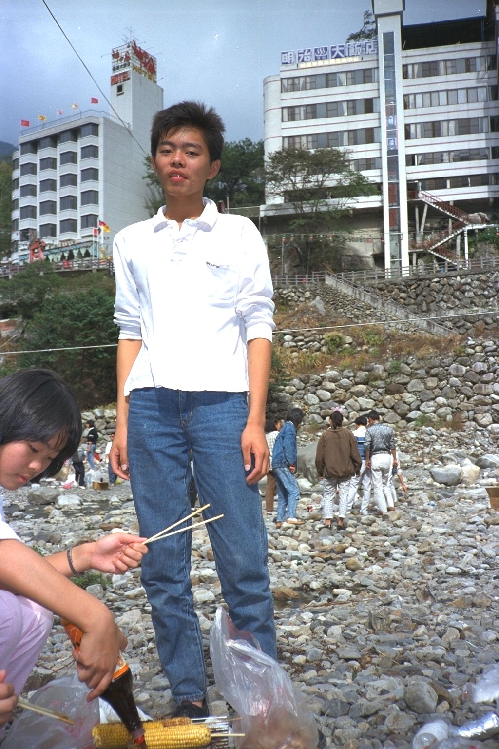 嶺東中學資訊科一班帥哥網路同學會老照片時光機