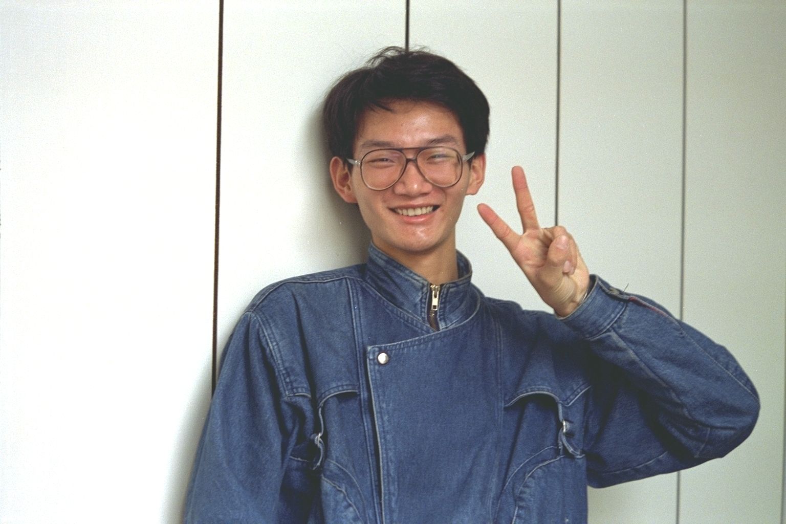 帥哥谷忠國同學老照片時光機