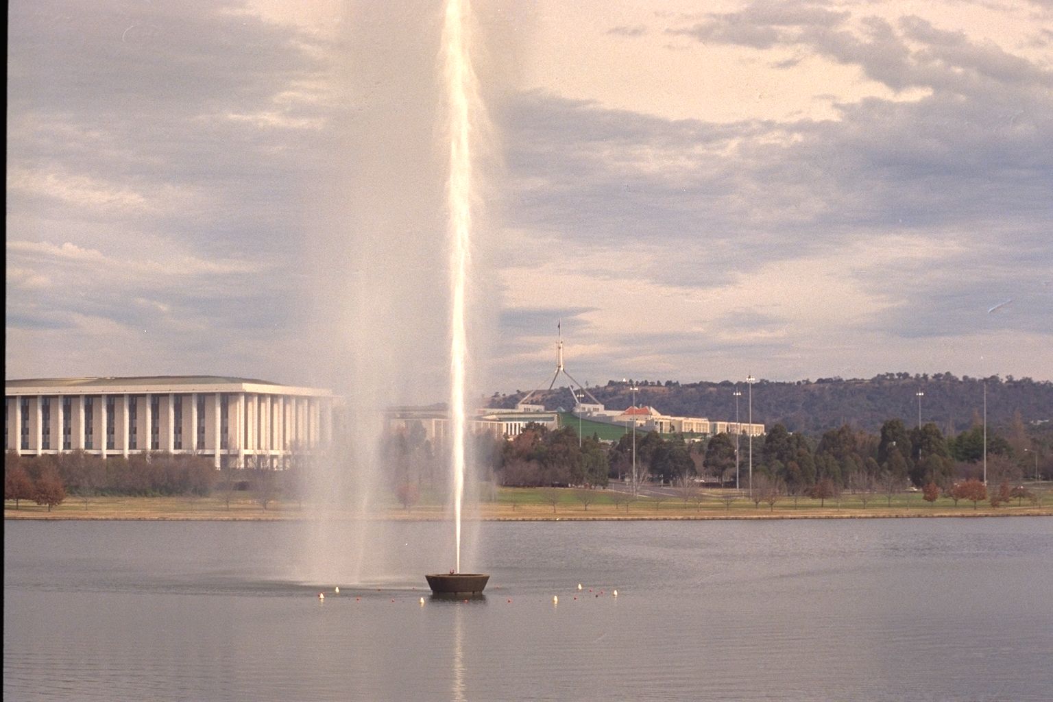 振聲澳洲旅行老照片時光機