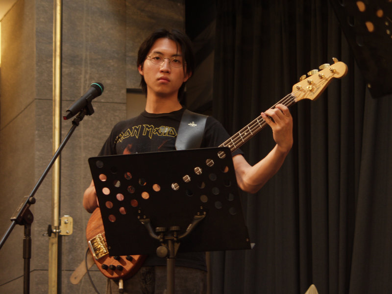 大魯閣新時代購物中心大學熱門音樂社團演奏會20020323台中拍照景點2018