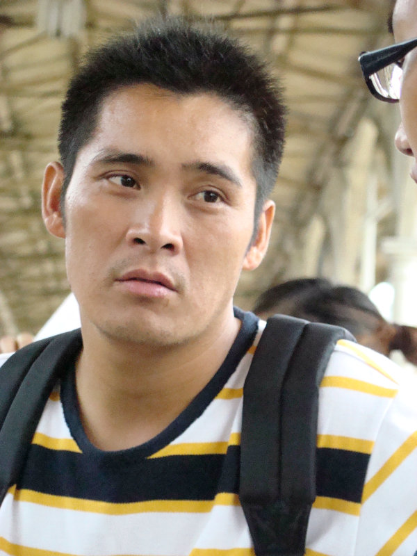 月台交談旅客2007-09-09台中火車站台灣鐵路旅遊攝影