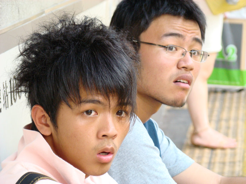 月台交談旅客2007台中火車站台灣鐵路旅遊攝影