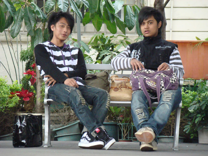 月台交談旅客2008台中火車站台灣鐵路旅遊攝影