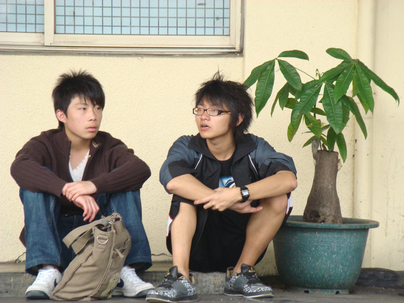 月台交談旅客2008台中火車站台灣鐵路旅遊攝影