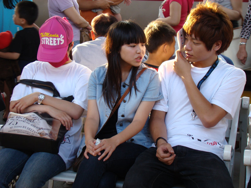 月台交談旅客2008台中火車站台灣鐵路旅遊攝影