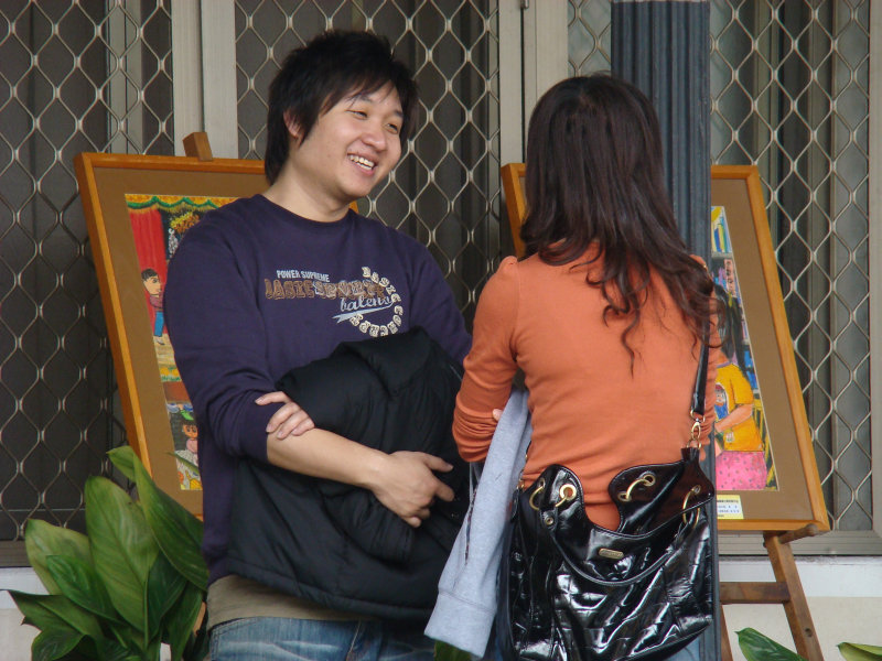 月台交談旅客2009台中火車站台灣鐵路旅遊攝影