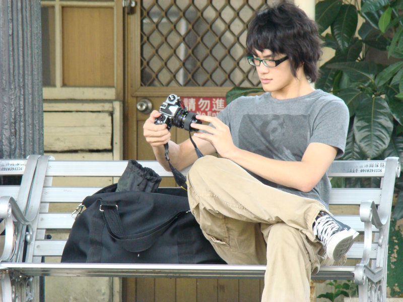 月台旅客2007台中火車站台灣鐵路旅遊攝影