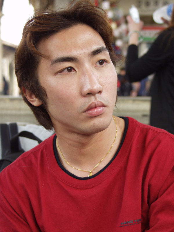 月台旅客特寫2003台中火車站台灣鐵路旅遊攝影