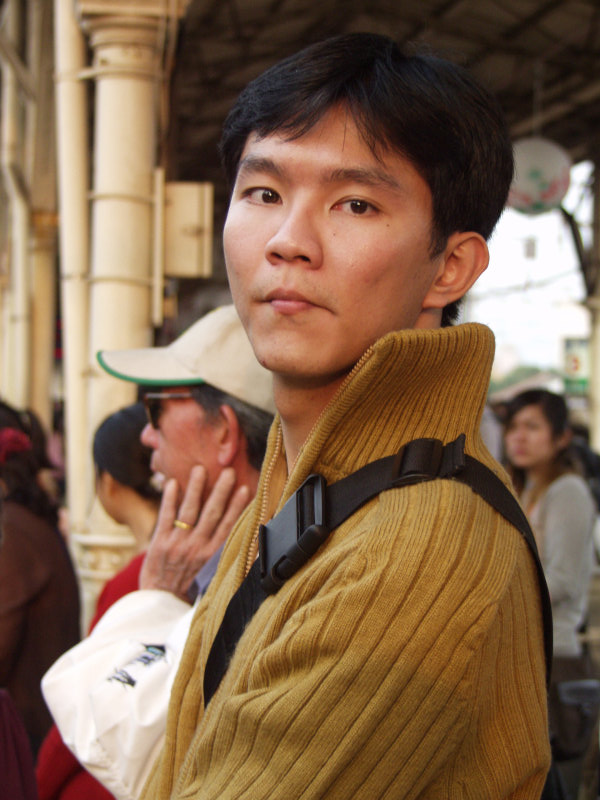 月台旅客特寫2003台中火車站台灣鐵路旅遊攝影