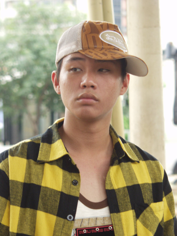 月台旅客特寫2005台中火車站台灣鐵路旅遊攝影