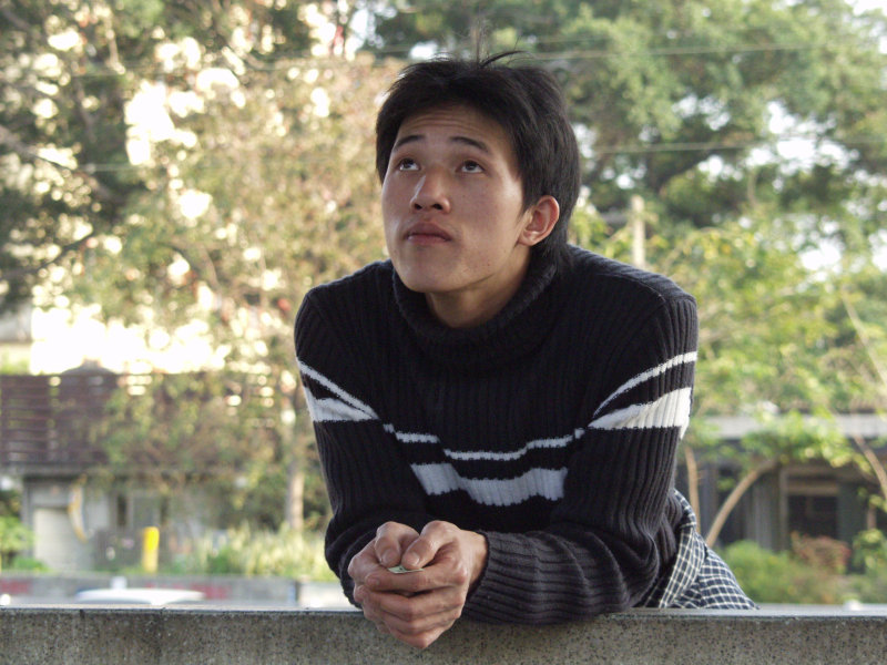 月台旅客特寫2006台中火車站台灣鐵路旅遊攝影