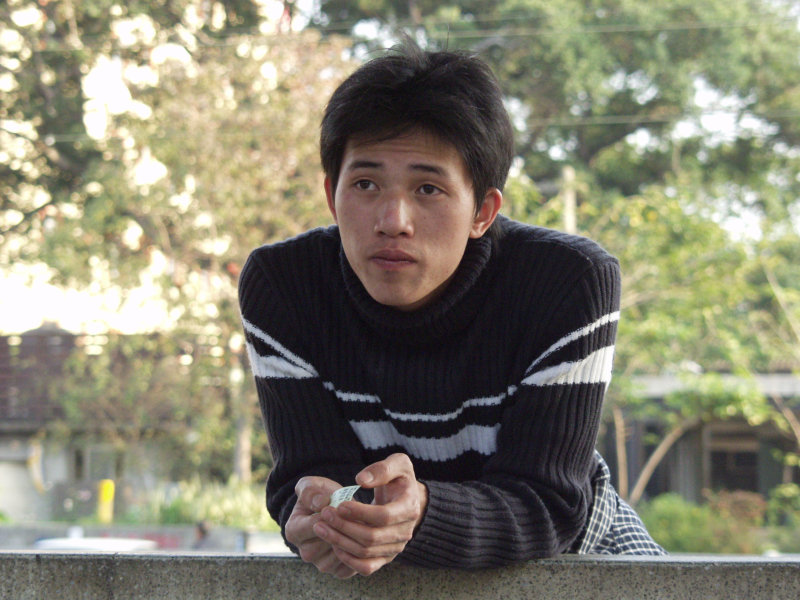 月台旅客特寫2006台中火車站台灣鐵路旅遊攝影