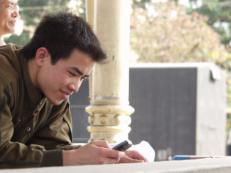 月台旅客特寫2006台中火車站台灣鐵路旅遊攝影