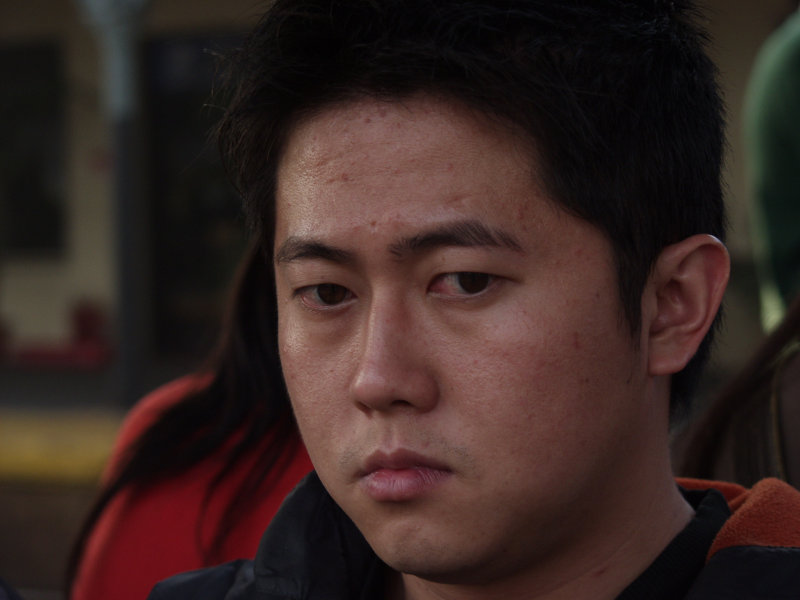 月台旅客特寫2006台中火車站台灣鐵路旅遊攝影