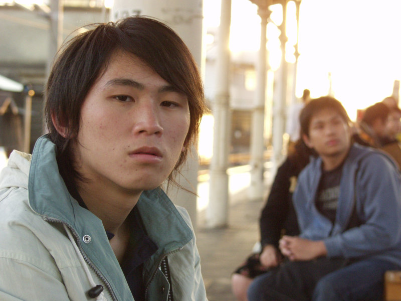 月台旅客特寫2006台中火車站台灣鐵路旅遊攝影