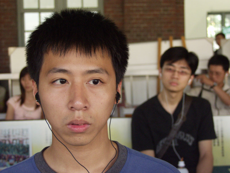 月台旅客特寫2006台中火車站台灣鐵路旅遊攝影